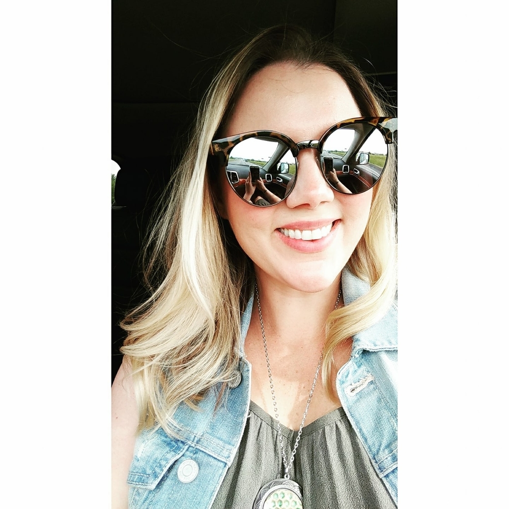 Meet your Posher, Lindsay