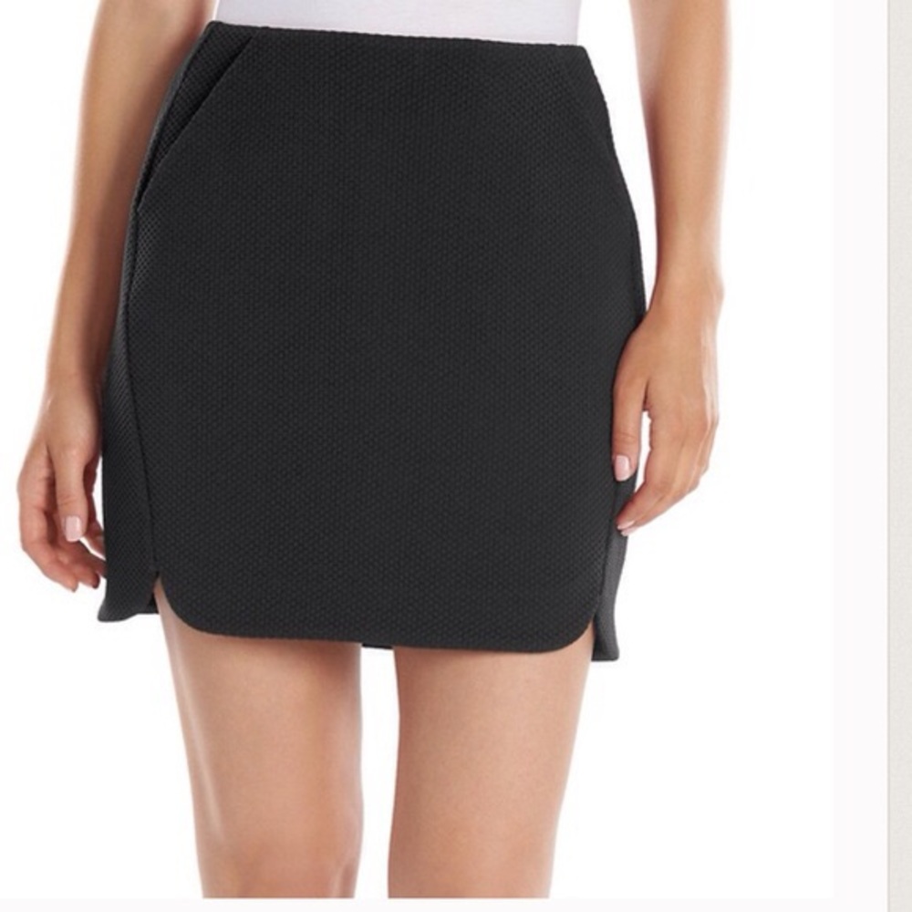 ⚡️2 for 15⚡️High Waisted Black Pencil Skirt.