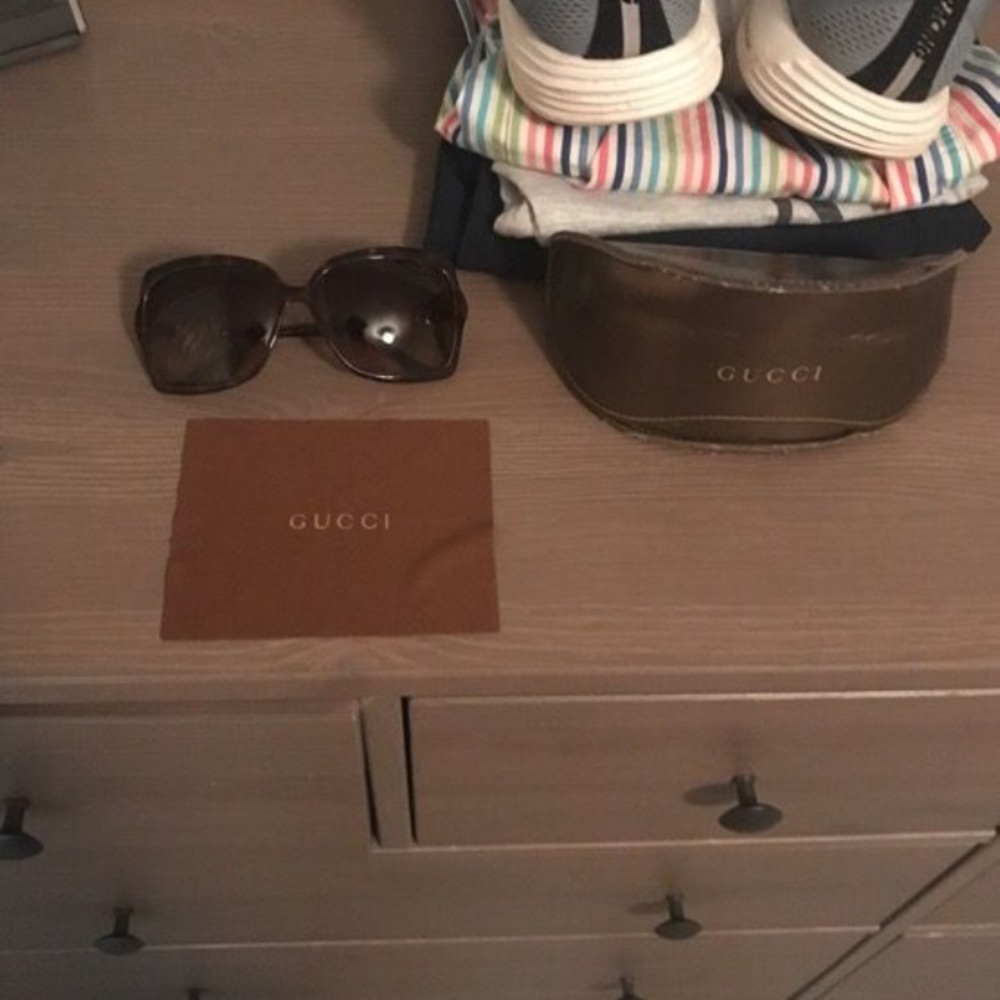 Gucci Glasses for sale! - Picture 1 of 3