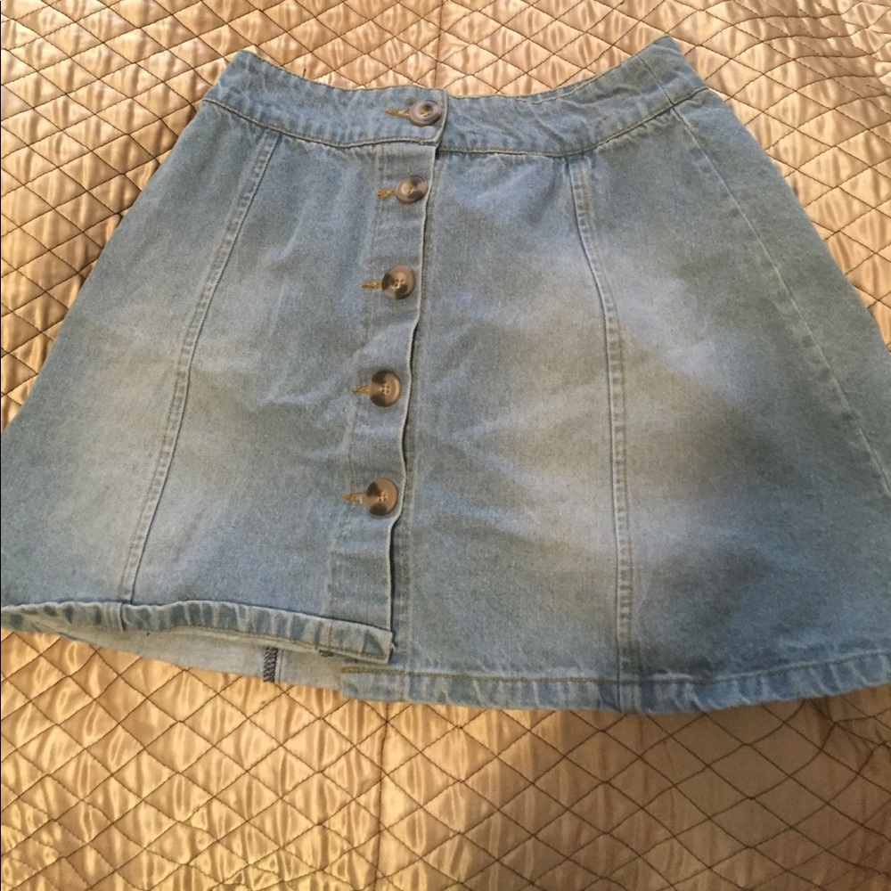 denim skirt