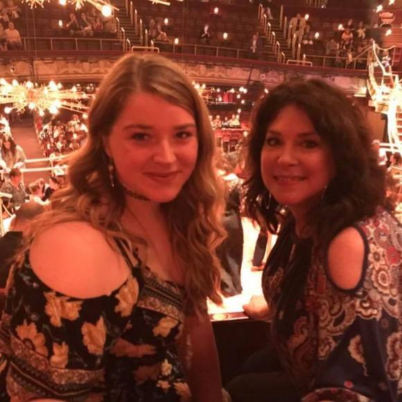 Meet your Posher, Monica - Picture 1 of 1