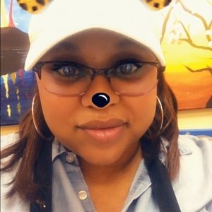 Meet your Posher, Erica