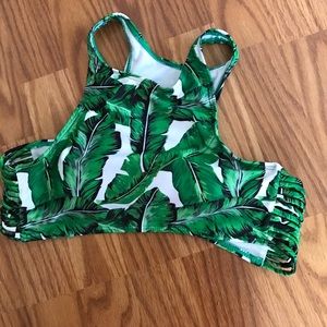 Bikini top with pads with banana tree prints!