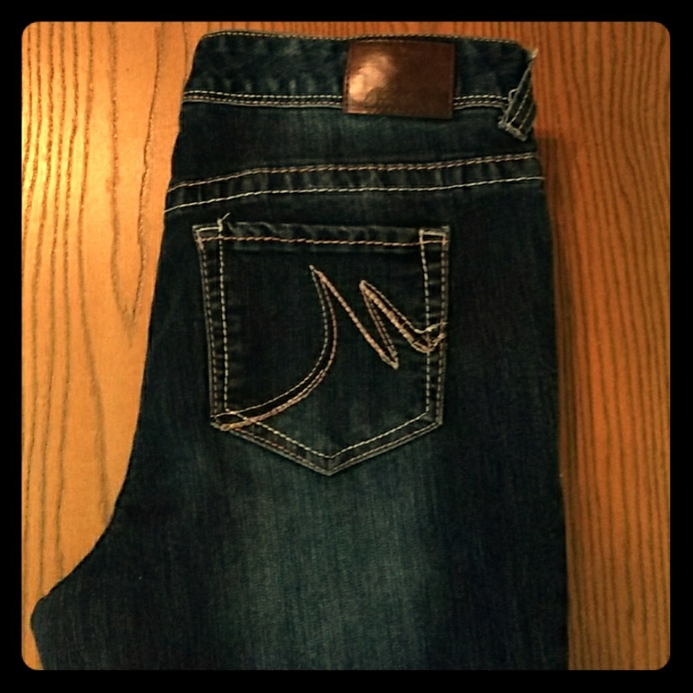 Maurices (16 Short )