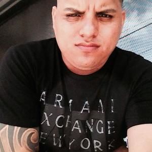 Meet your Posher, Roberto