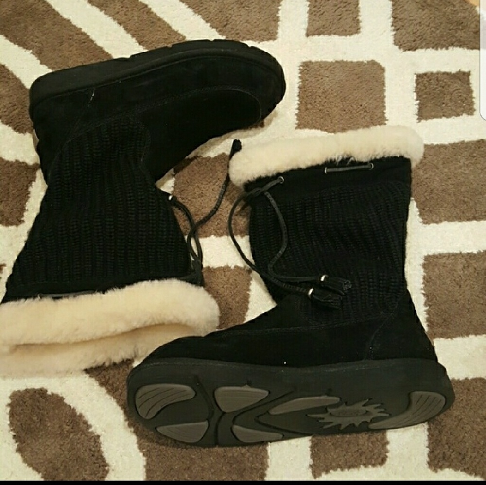 Black shearing ugg  boots