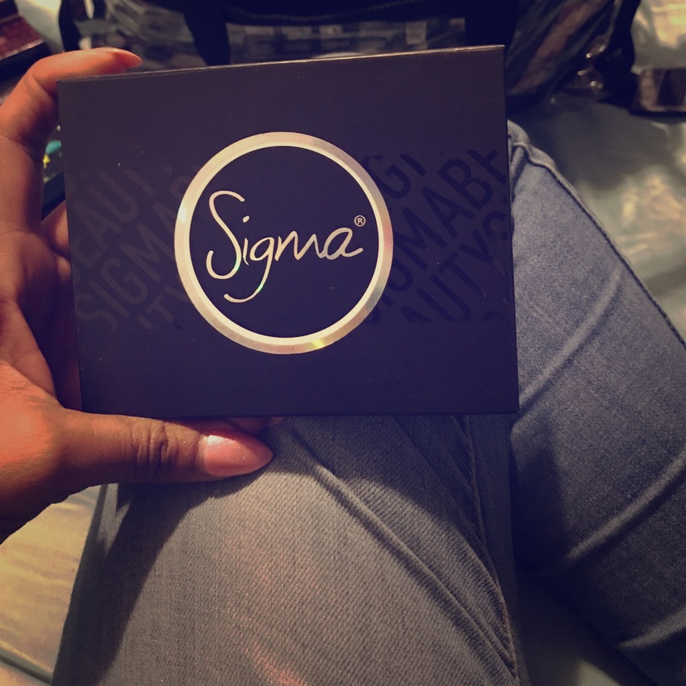Sigma eyeshadow palette