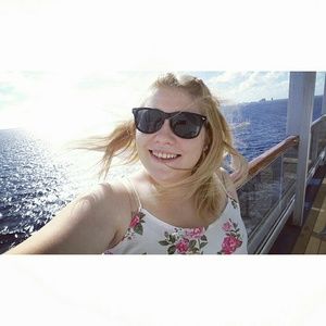 Meet your Posher, Jaclyn