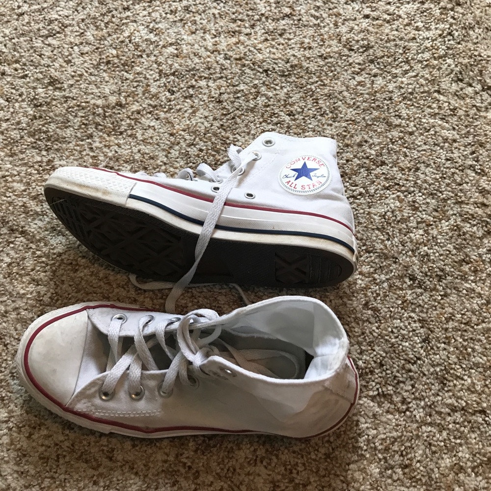 White Converse tennis shoes