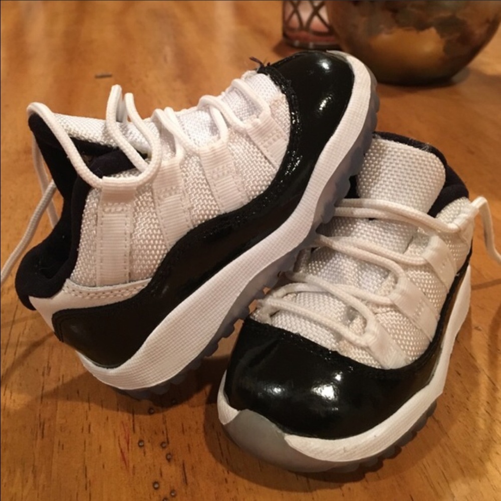 Toddler Jordan size 6