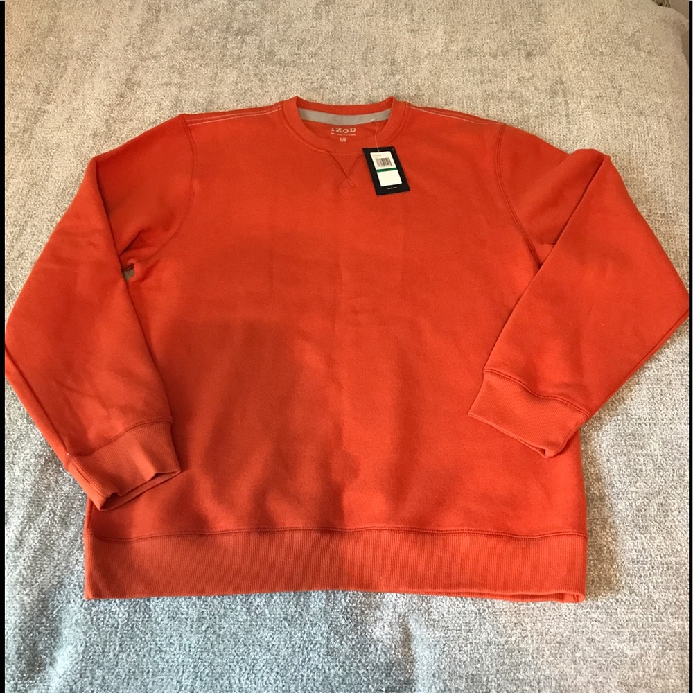 NWT IZOD Sweatshirt in burnt orange.