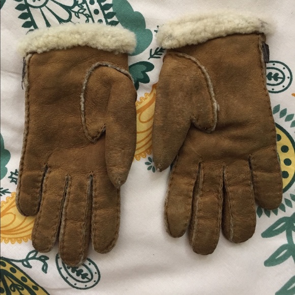 Authentic UGG Sand Leather Fur Gloves EUC - Picture 2 of 8