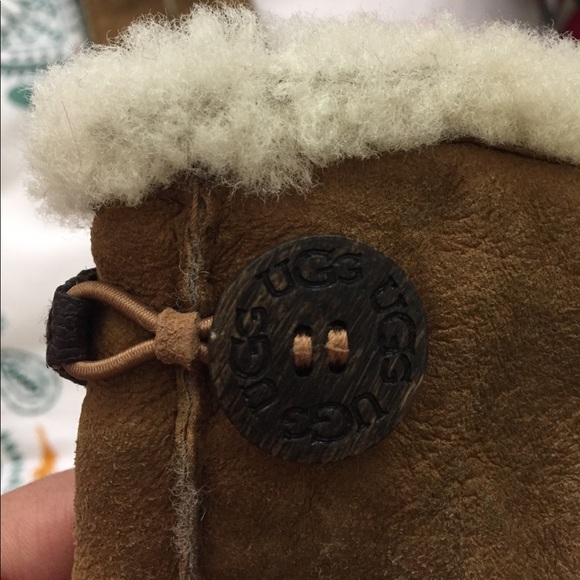 Authentic UGG Sand Leather Fur Gloves EUC - Picture 5 of 8