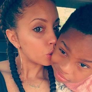 Meet your Posher, Jakhara