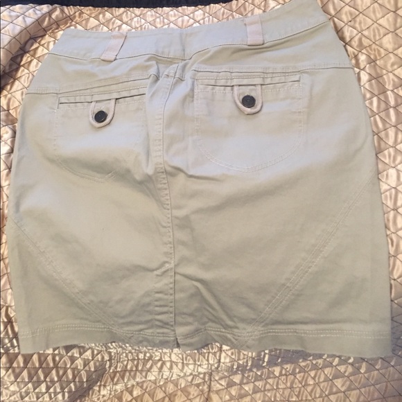 DKNY kaki skirt - Picture 2 of 4