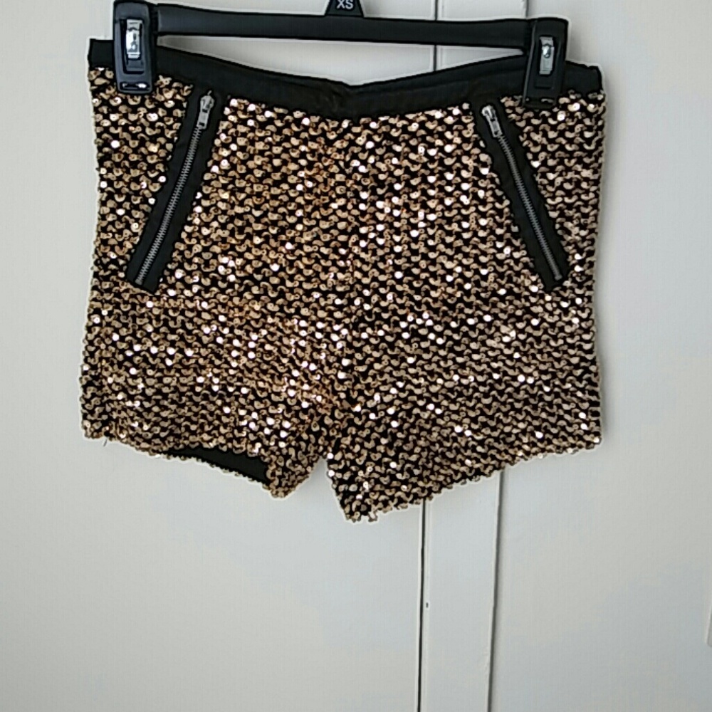 SHORT KNIT
