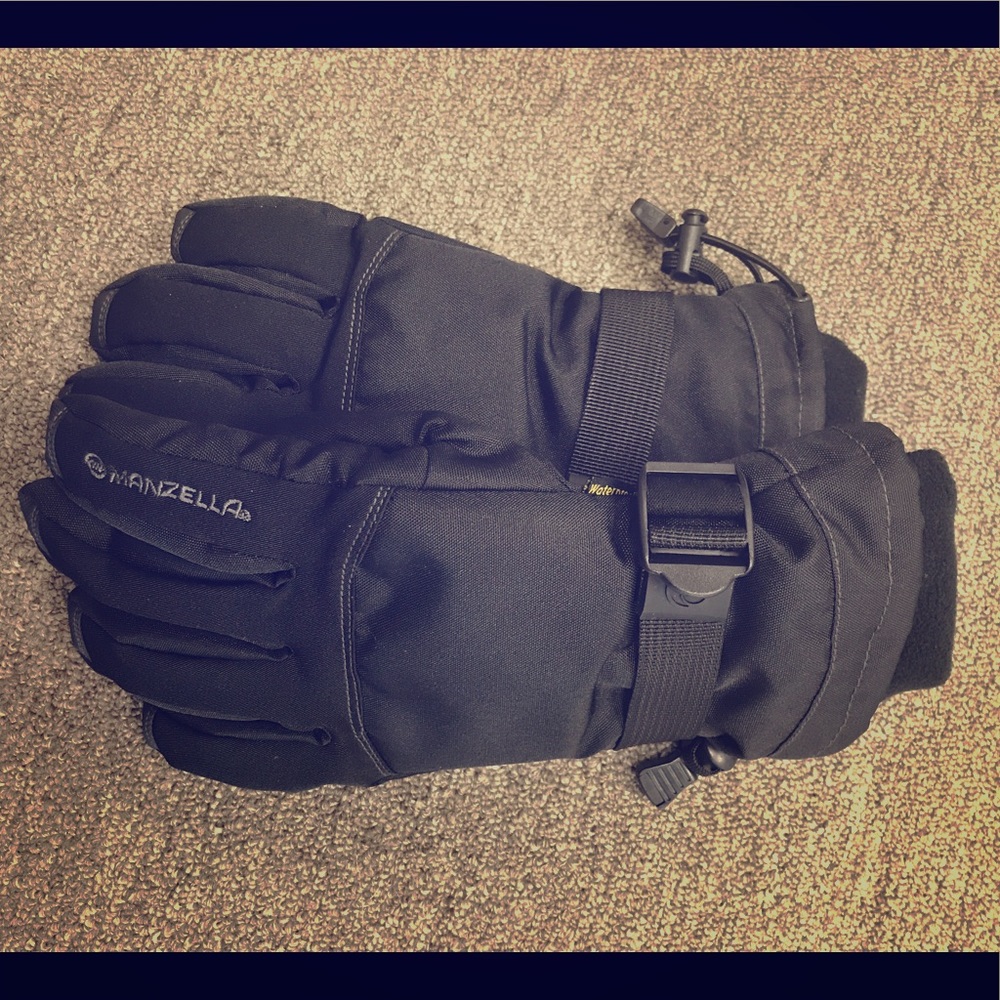 Manzella Black Dakota Men's Glove (medium)