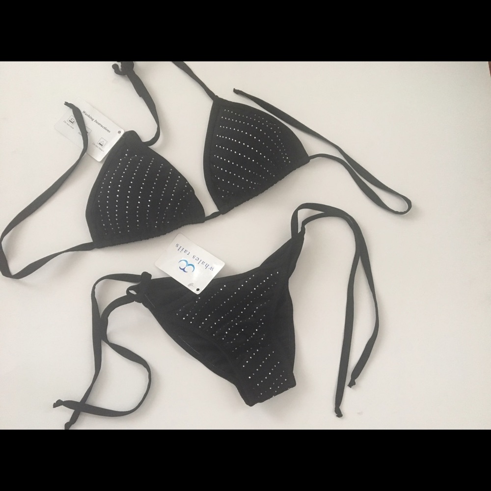 COLOMBIAN BATHING SUIT