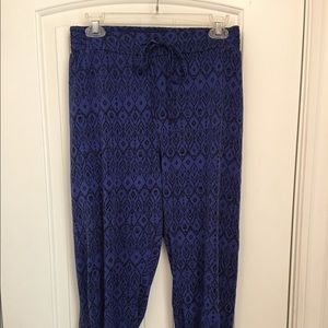 Torrid Brand Skull Print Pants - Size 3