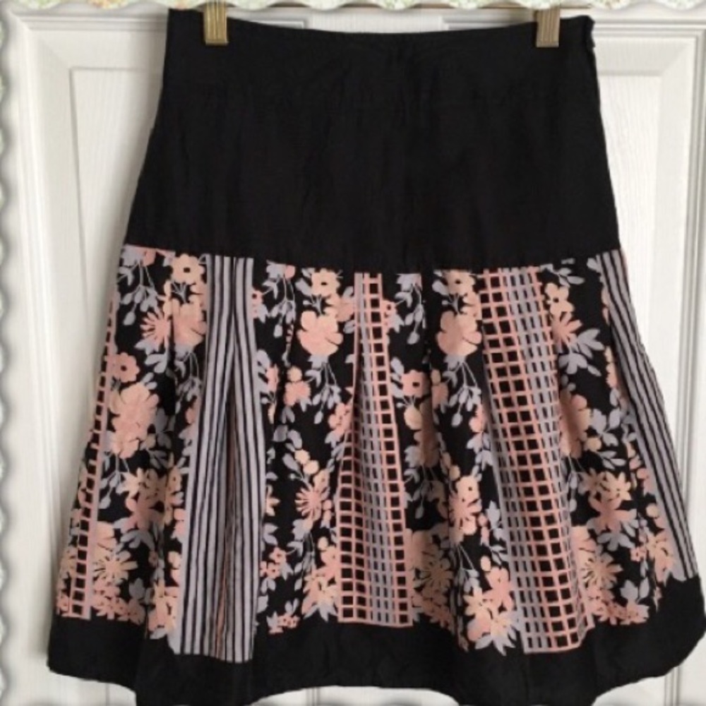 H&M Floral A-Line Skirt – Size 2 – Black Pink White – Boho Cottagecore Midi
