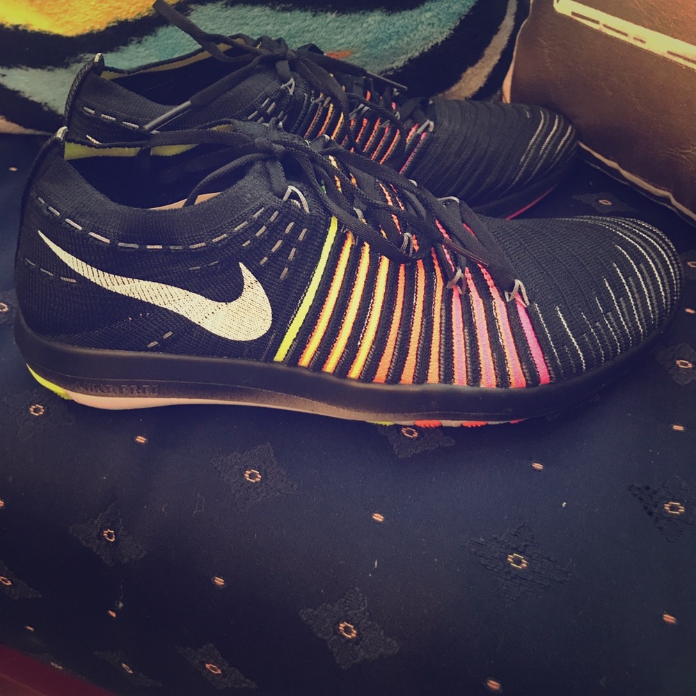 Nike running sneakers size 7.5