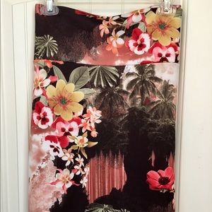 EUC Torrid Brand Tropical Pencil Skirt - Size 3