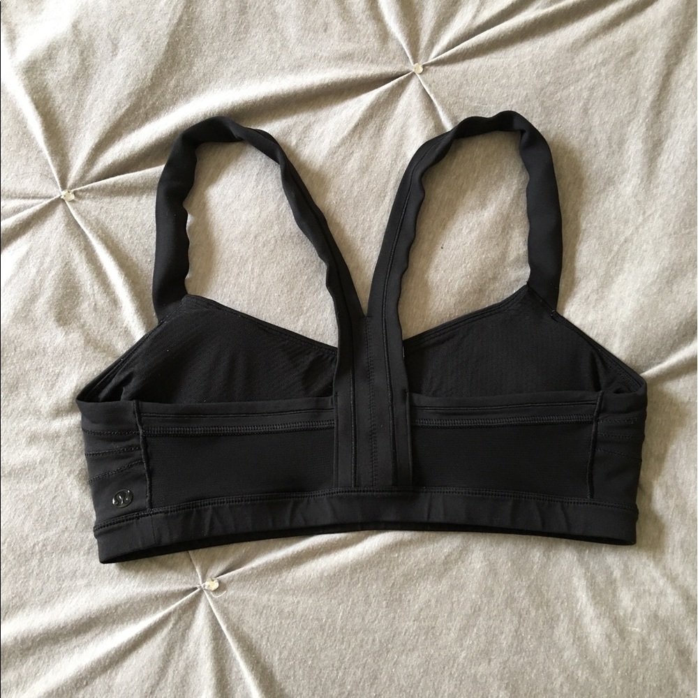 Lululemon Athletica Sport bra.