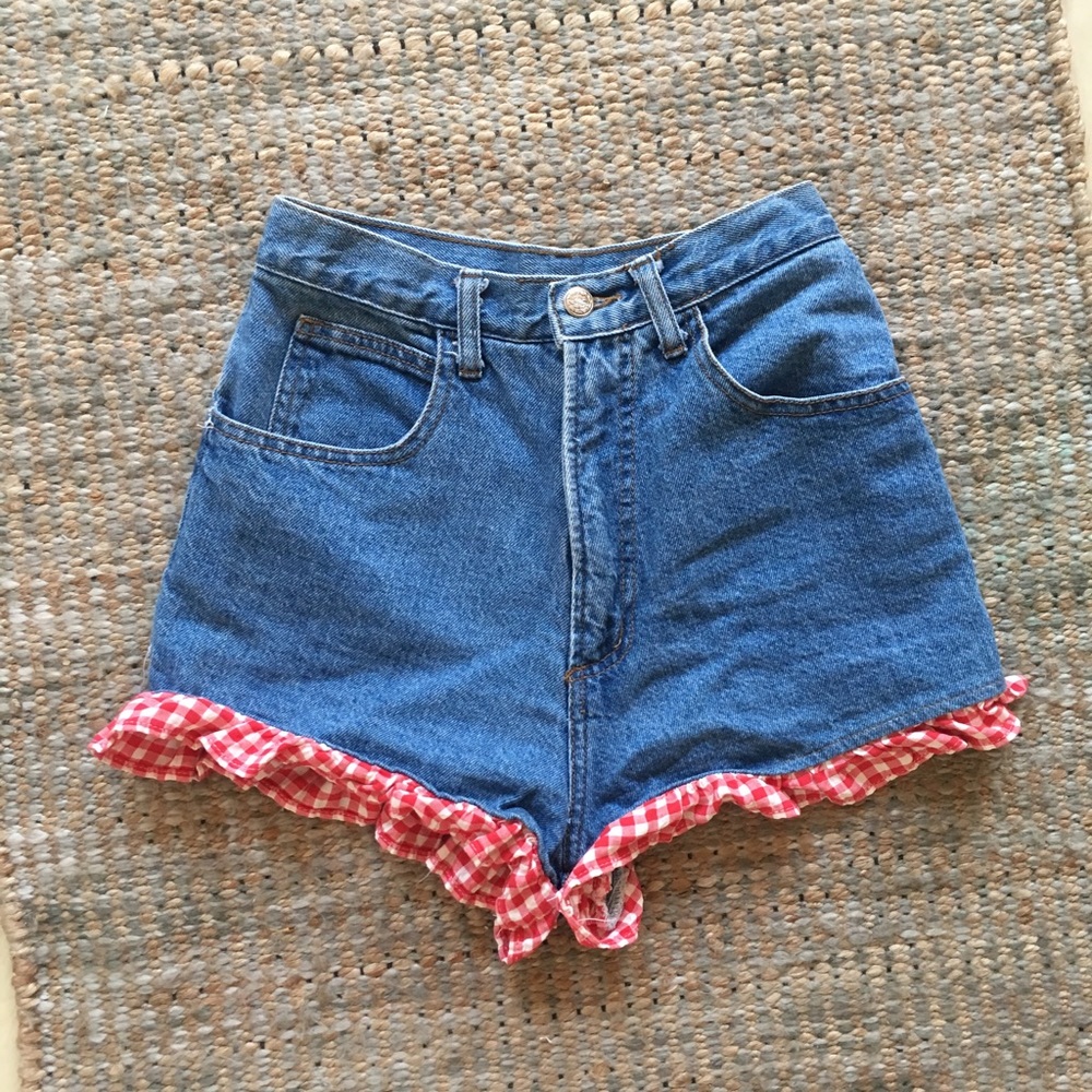 Vintage Gingham Ruffle Denim Shorts 25-26