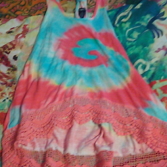 Tank top - Picture 2 of 3