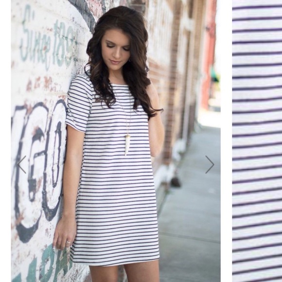 Infinity Raine Dresses & Skirts - ♦️FINAL PRICE♦️HPWhite/Black Striped Shift Dress