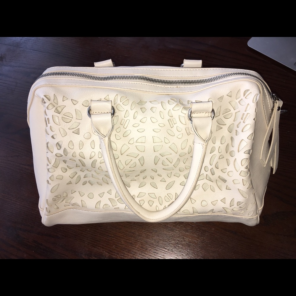 Charming Charlie White/Cream Lace Bag