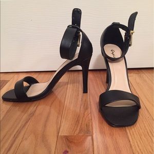 Black ankle strap sandals