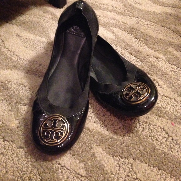 Tory Burch Shoes - Tory Burch Caroline Black Flats