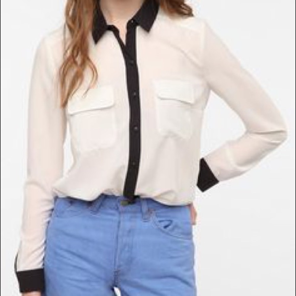 ❌SOLD❌ Urban Outfitters Silky Colorblock Blouse