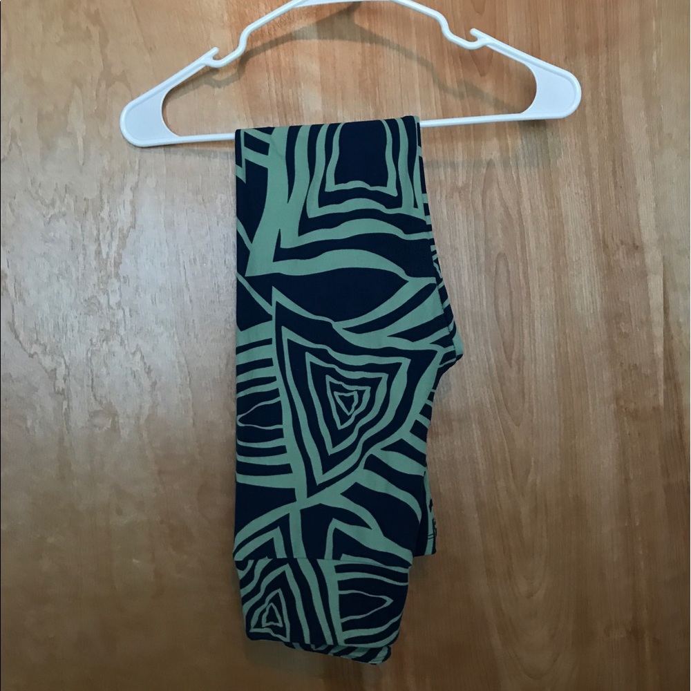 LuLaRoe OS leggings