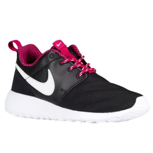 Nike Roshe One - Picture 1 of 4