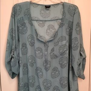 EUC Torrid Brand Skull Print Blouse - Size 4