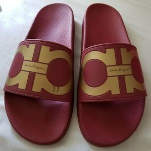 NEW ⭐️💯AUTHENTIC Men's Ferragamo Groove Slide