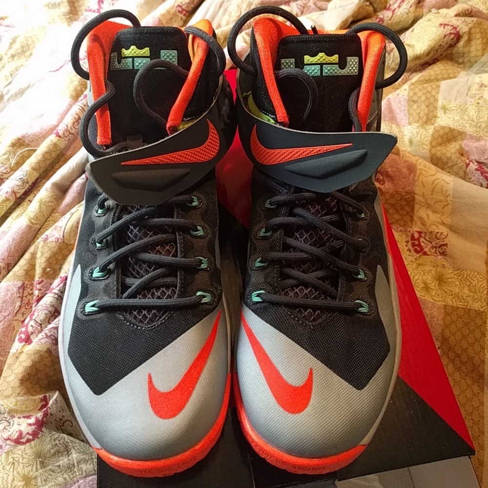 LeBron zoom soldier 8