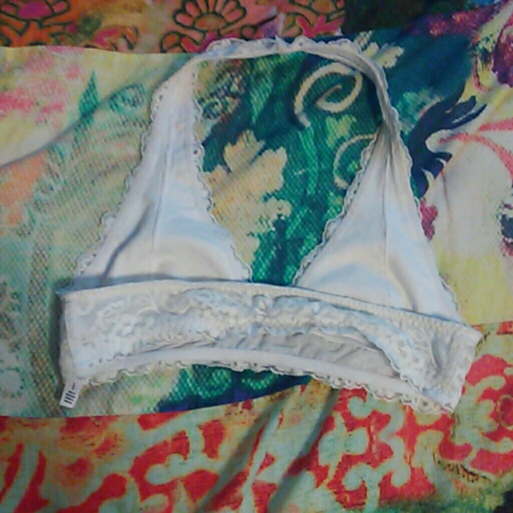 Traded/Bralette - Picture 2 of 3