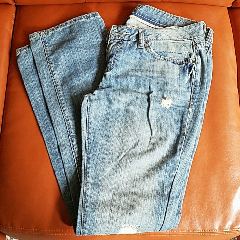 Boot cut jeans