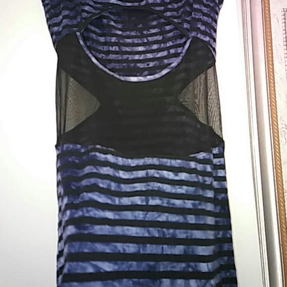 Dress - Picture 3 of 3