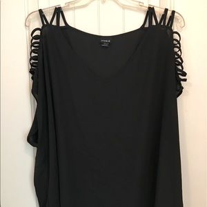 EUC Torrid Brand Ladder Shoulder Blouse - Size 3