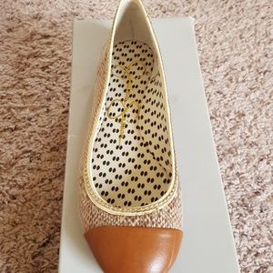 Jessica simpson size 5 flats