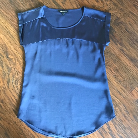 Lightweight top - Picture 1 of 4