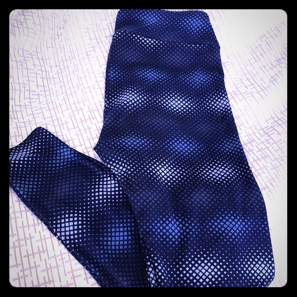 Gorgeous LulaRoe leggings