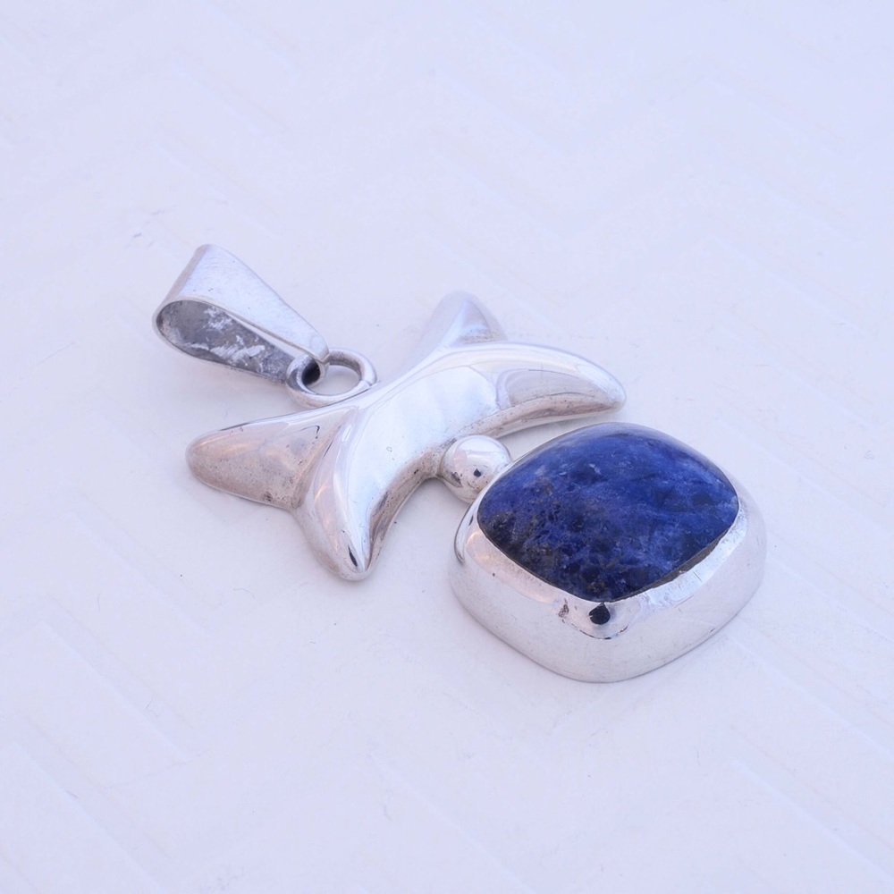 925 & Sodalite Pendant