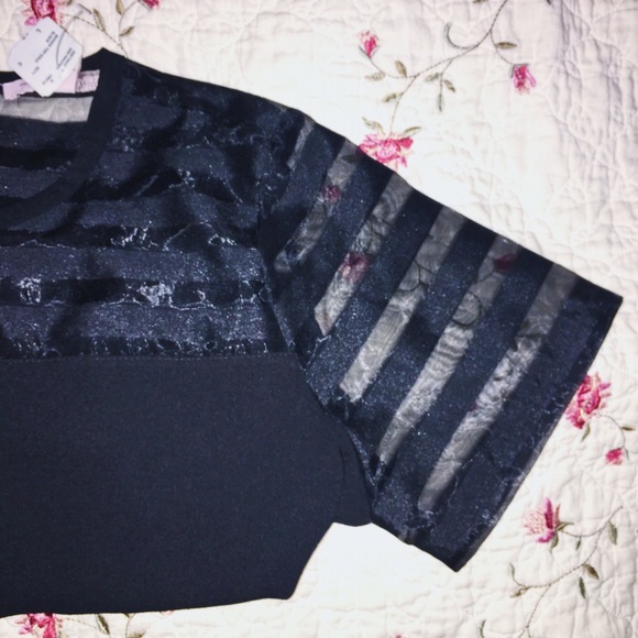 💣NWT Forever 21 black meshed sleeves T-shirt 💣 - Picture 3 of 7