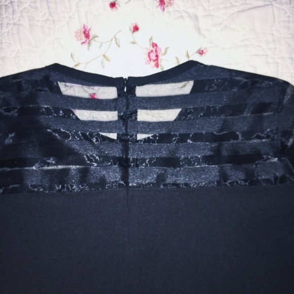💣NWT Forever 21 black meshed sleeves T-shirt 💣 - Picture 6 of 7