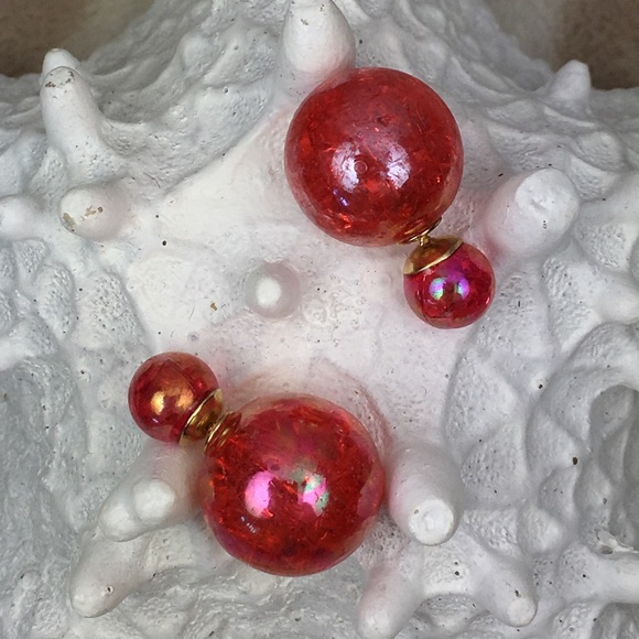 Red Iridescent Double Stud Earrings - Picture 5 of 7